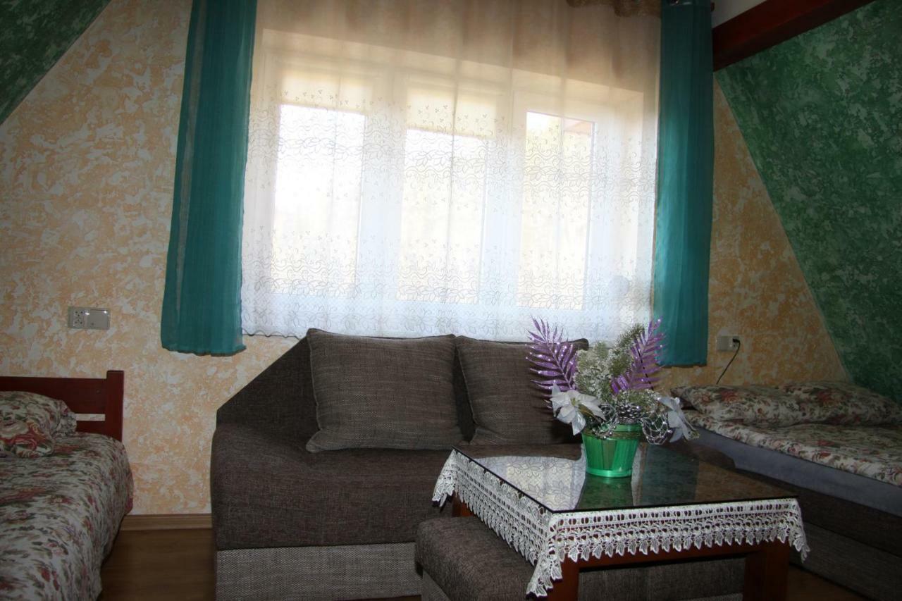 Pokoje Gościnne Niedzica-Zamek Zewnętrze zdjęcie